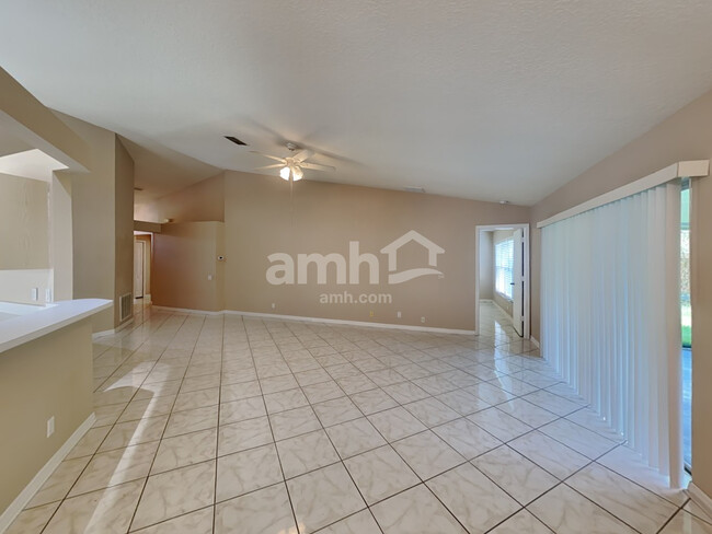 Building Photo - 29700 Bright Ray Pl