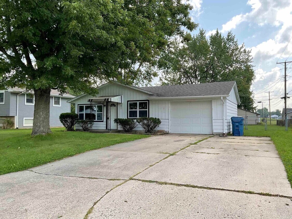 1411 Dundee Dr, New Haven, IN 46774 House Rental in New Haven, IN