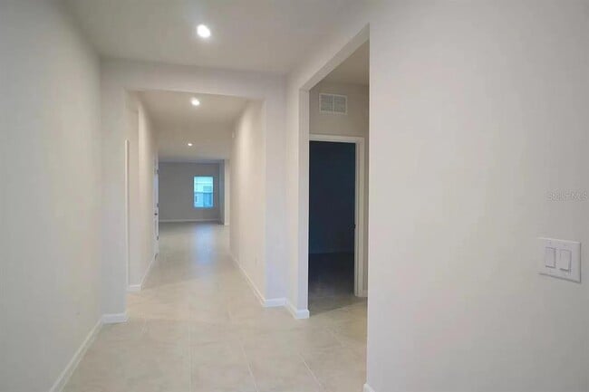 Building Photo - 5530 Bonn Way