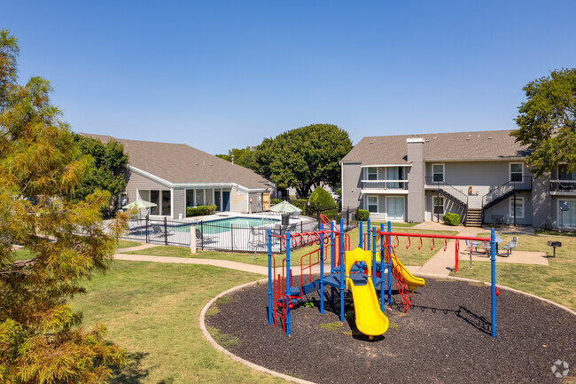 ¡Área de juegos para niños - Woodland HIlls Apartments