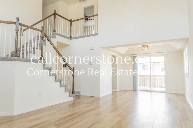 Foto del edificio - 4735 Malcom Ct