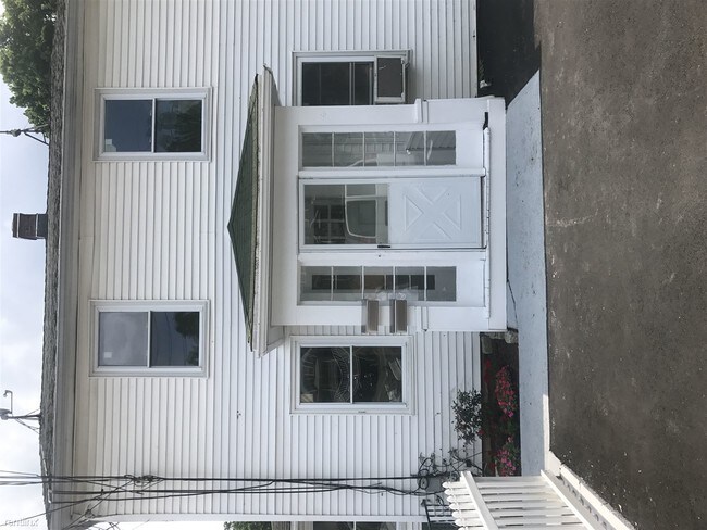Building Photo - 3 br, 2 bath House - 14 Cold Spring Rd