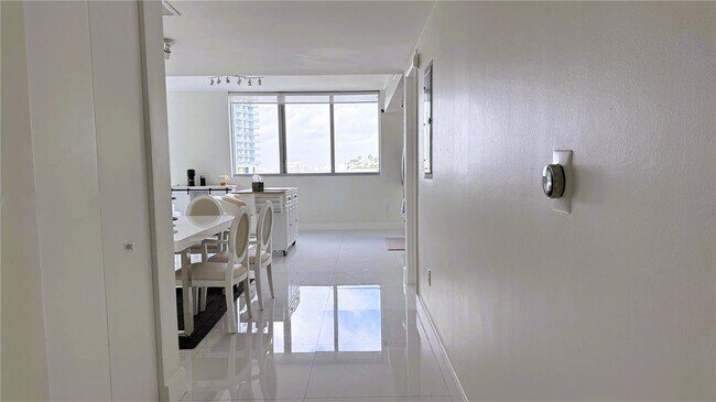 Foto del edificio - 92 SW 3rd St