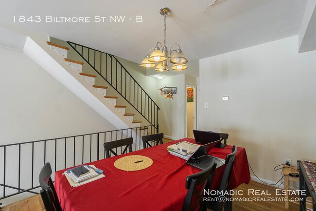 Foto del edificio - 1843 Biltmore St NW