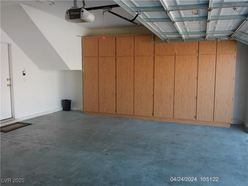 Foto principal - 5438 Avent Ferry St