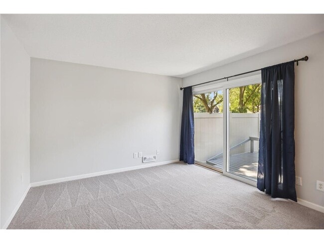 Foto del edificio - 3441 67th St E