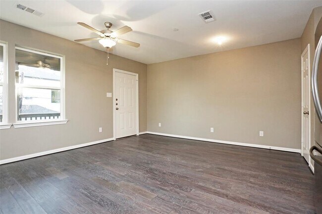 Foto del edificio - 1501 Hawthorne St