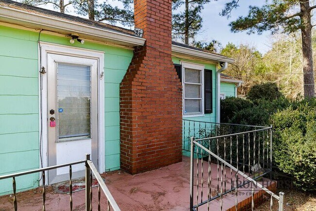 Building Photo - 5001 GA-15