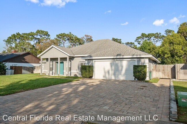 Foto del edificio - 3 br, 2 bath House - 729 Mellowood Ave.