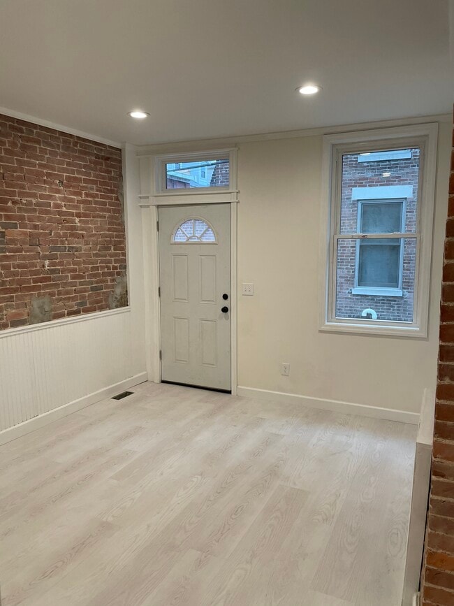 Building Photo - 146 Cotton Way