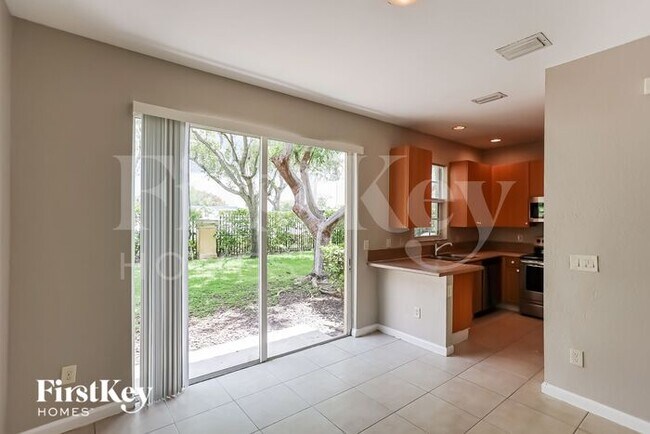 Foto del edificio - 2175 NE 7th St