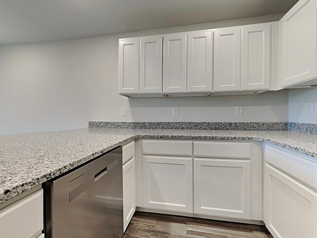 Building Photo - 2392 W Windchime Loop