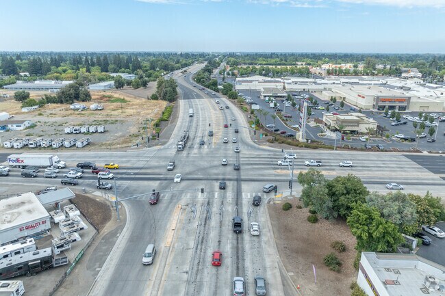 CA-99 and CA-20 run near Central City and offer access to a variety of shops.