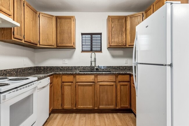 Building Photo - 3515 Avenue R