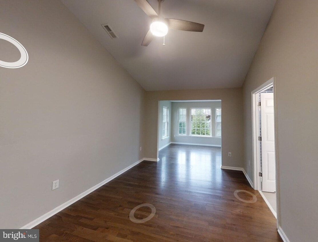 Building Photo - 2606 Oak Valley Dr