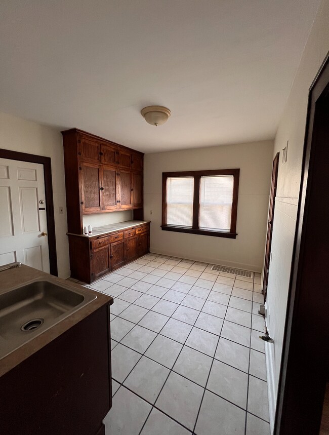 Kitchen - 2474 S 6th St
