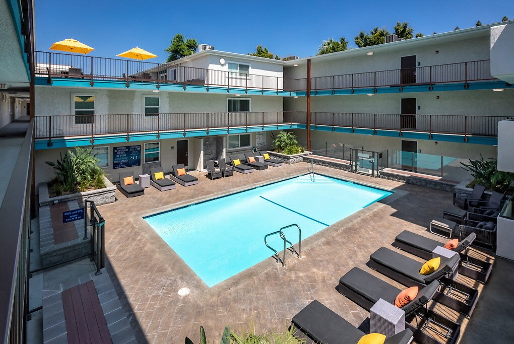 The Hallie Apartments in Pasadena, CA Westside Rentals