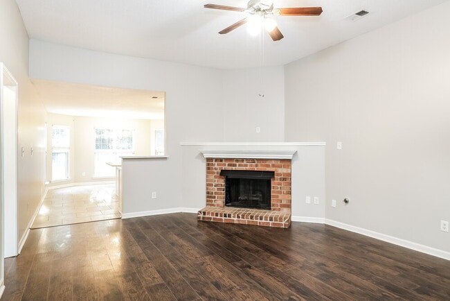 Building Photo - 5521 Milton Ridge Dr