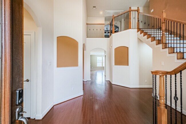 Foto del edificio - 25923 Celtic Terrace Dr