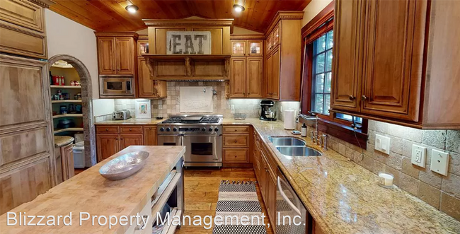 Foto del edificio - 5 br, 4 bath House - 318 St Anton Cir