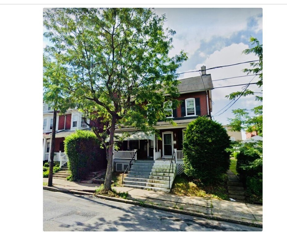 Foto principal - 432 E Laurel St