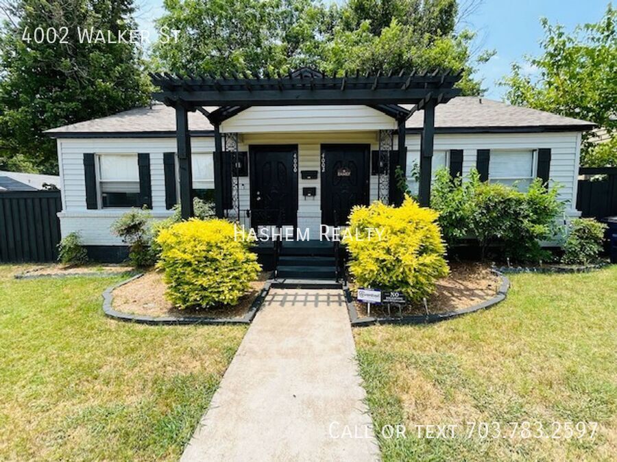 Foto principal - Lovely West Oak Cliff 2-Bedroom 1 Bath Dup...