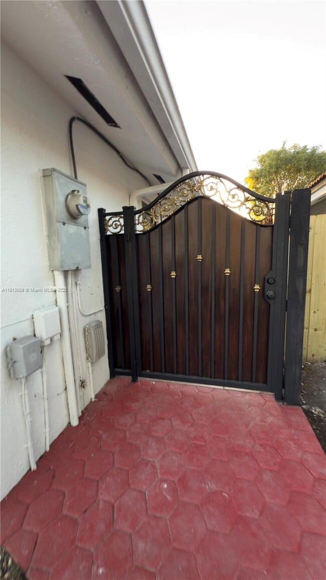 Building Photo - 4254 SW 161st Pl