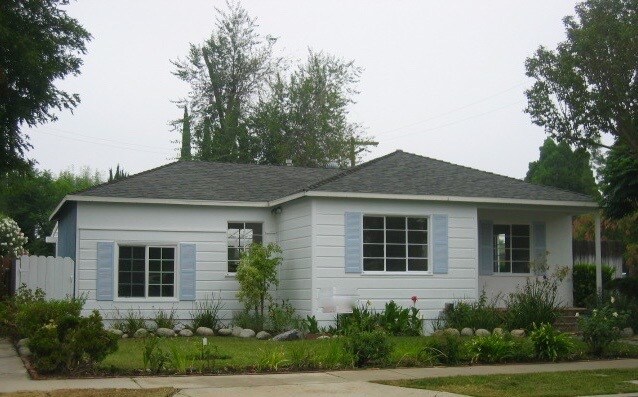 Foto del edificio - 5726 Encino Ave