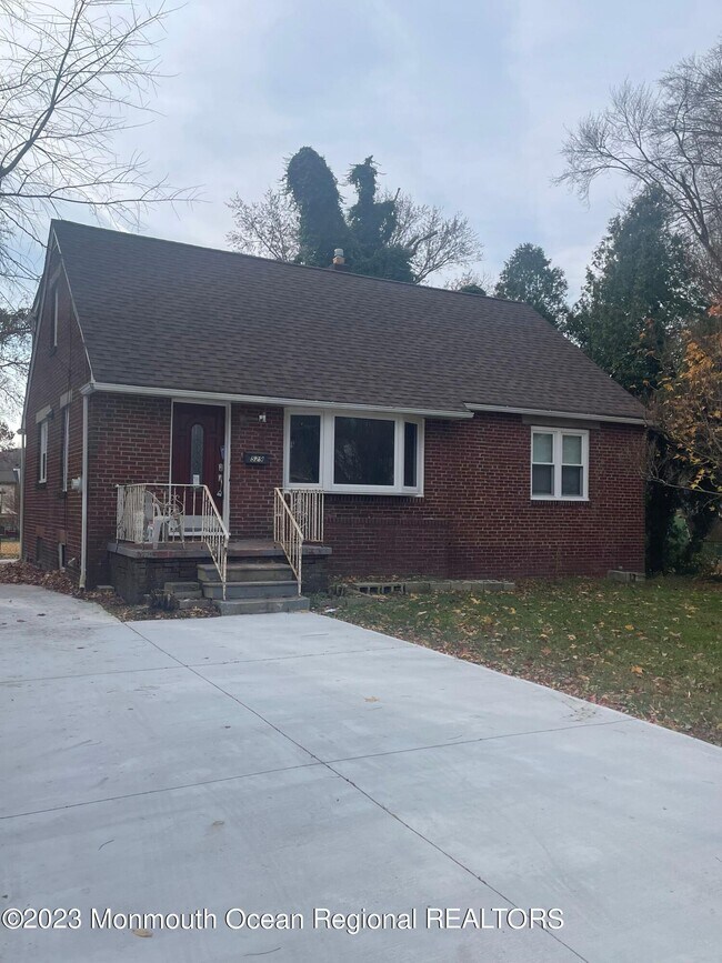 529 Queen St, Woodbury, NJ 08096 House Rental in Woodbury, NJ