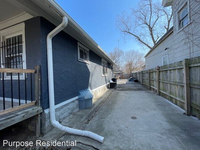 Building Photo - 2 br, 1 bath House - 2239 Brighton Ave