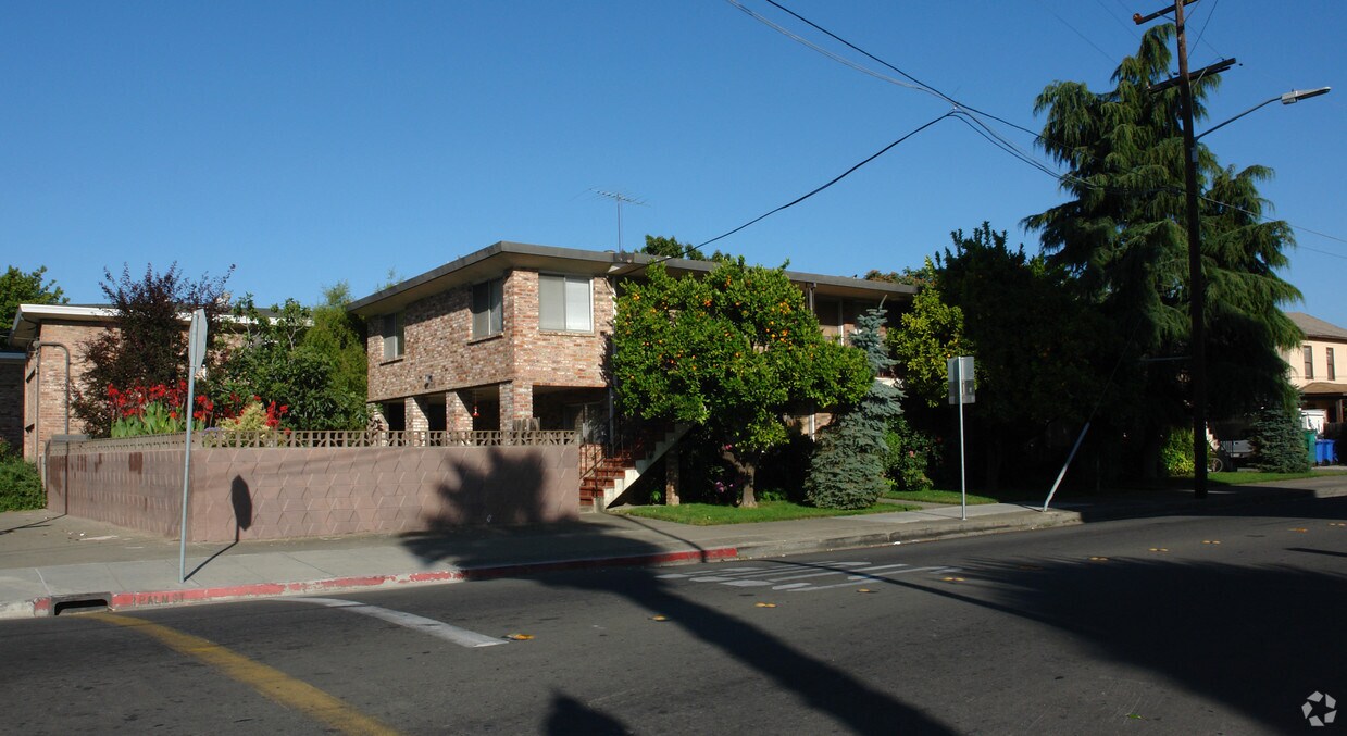 Foto principal - 331 Willow St