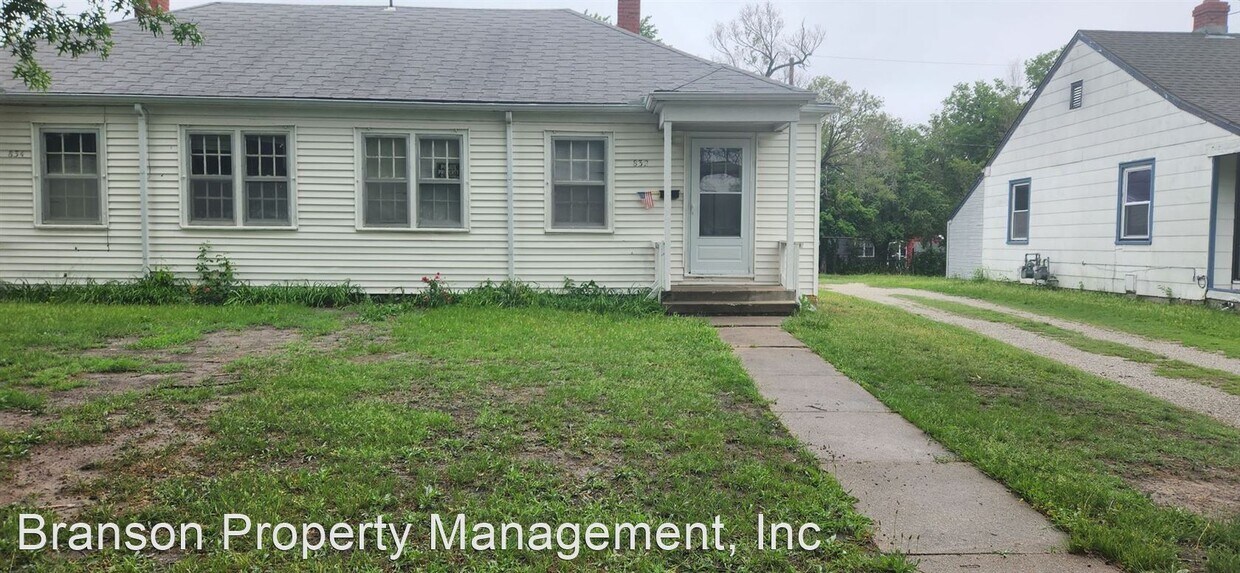 Primary Photo - 2 br, 1 bath House - 832 N Glendale