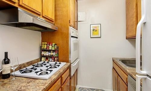 Foto del edificio - 17 E 14th St