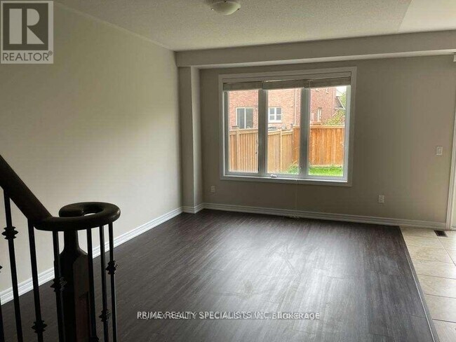 Photo du bâtiment - 40 Kawana Rd