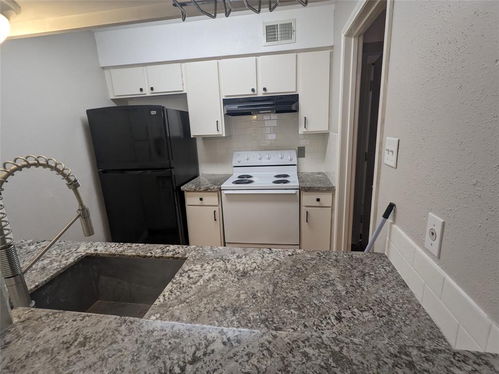 Foto principal - 4647 Wild Indigo St