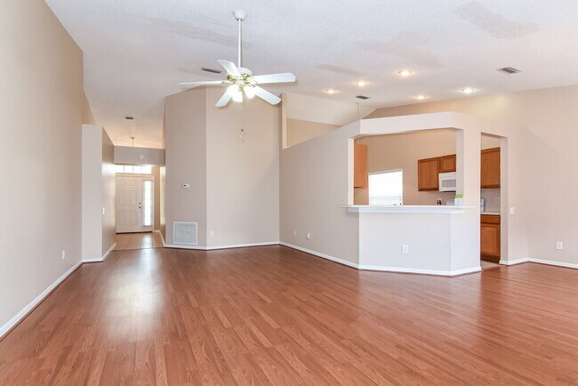 Foto del edificio - 12614 Midpointe Dr