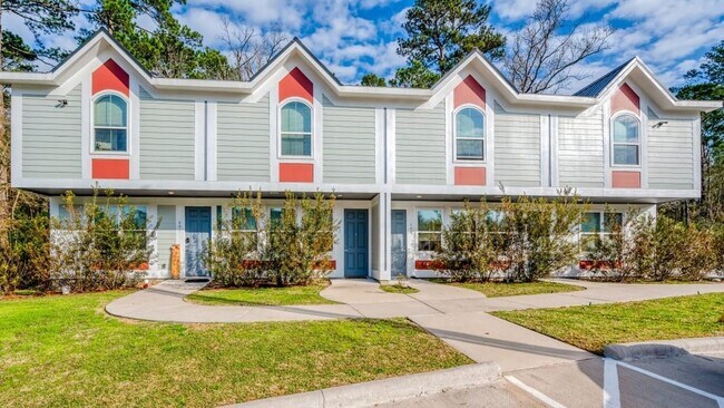 Building Photo - 3730 Boettcher Dr