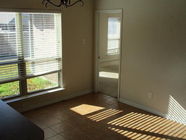Foto del edificio - 4028 Twin Creeks Dr