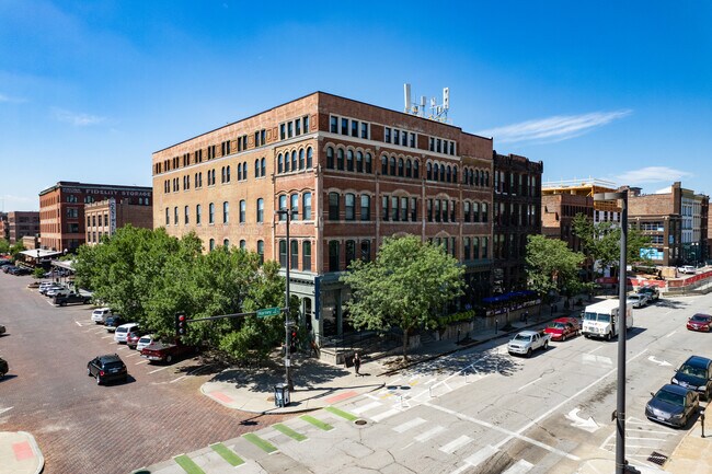 Foto del edificio - Cornerstone Apartments