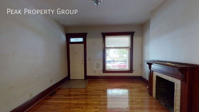 Building Photo - 180 W 8th Ave