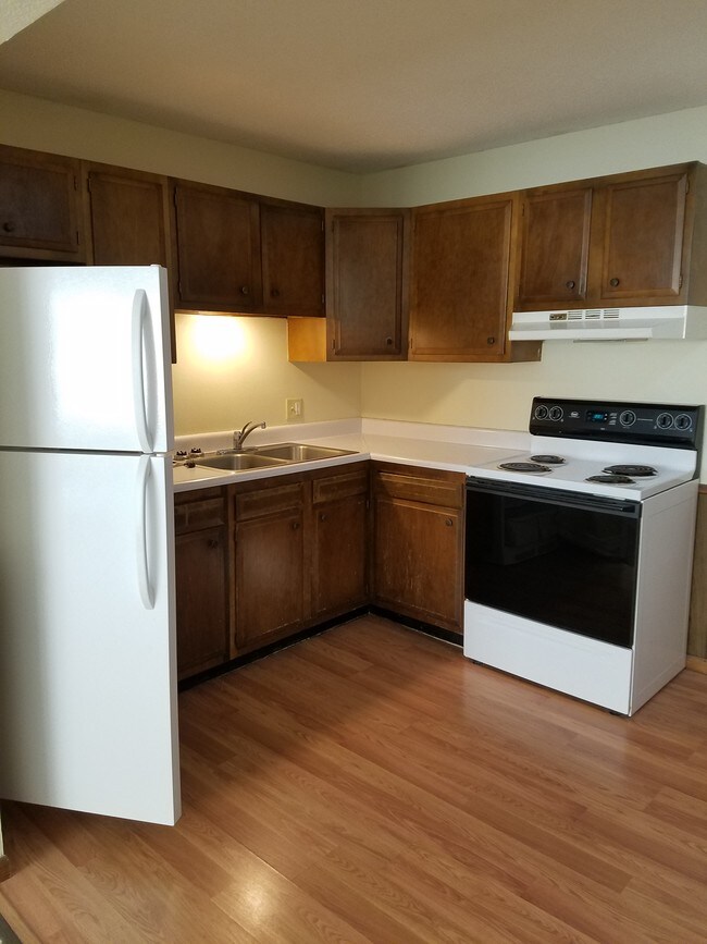 431 Linden Ave E, Kimball, MN 55353 Apartments Kimball, MN