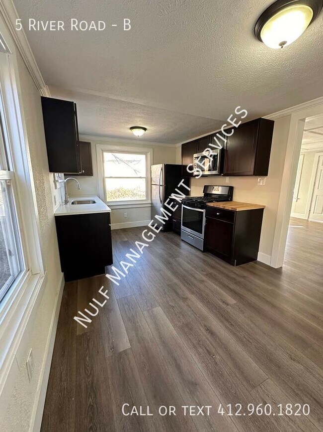 Building Photo - O'Hara Township on the Allegheny, 2 bed 1 ...