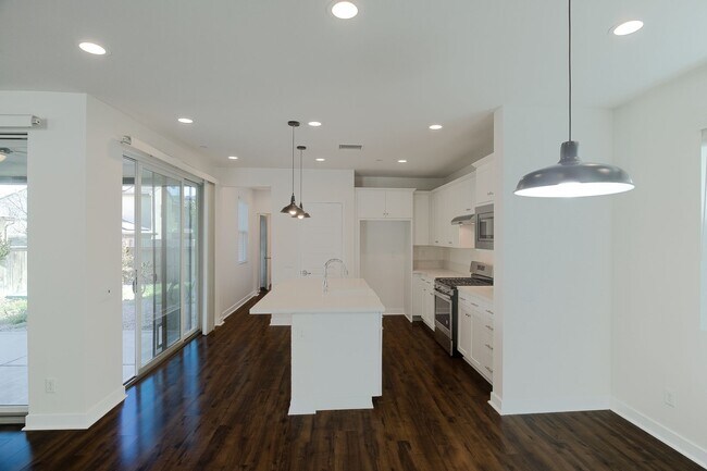 Foto del edificio - 10526 San Bruno St