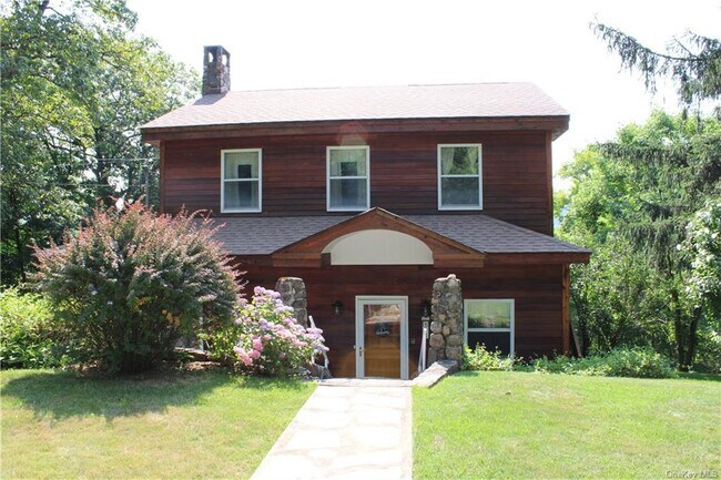 Building Photo - 58 Deer Trail N