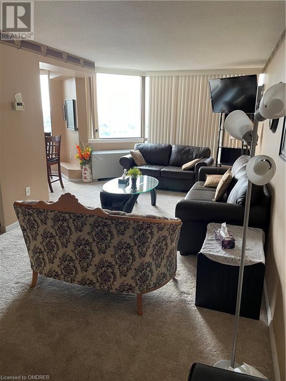 25 Fairview Rd W, Mississauga, ON L5B 3Y8 House for Rent in