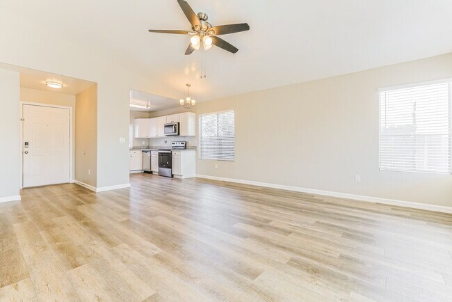 Foto del edificio - 741 S Monte Vista St