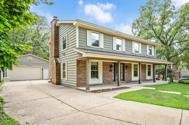 Foto del edificio - 3741 Sterling Rd