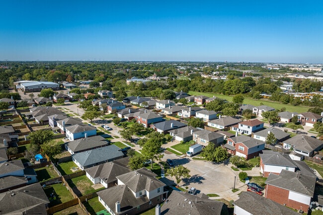 The Buffalo Run neighborhood is a popular place to live and raise a family.
