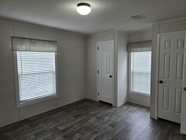 Foto del edificio - 216 Willow Ln