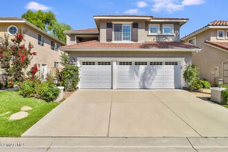 Building Photo - 3103 Espana Ln